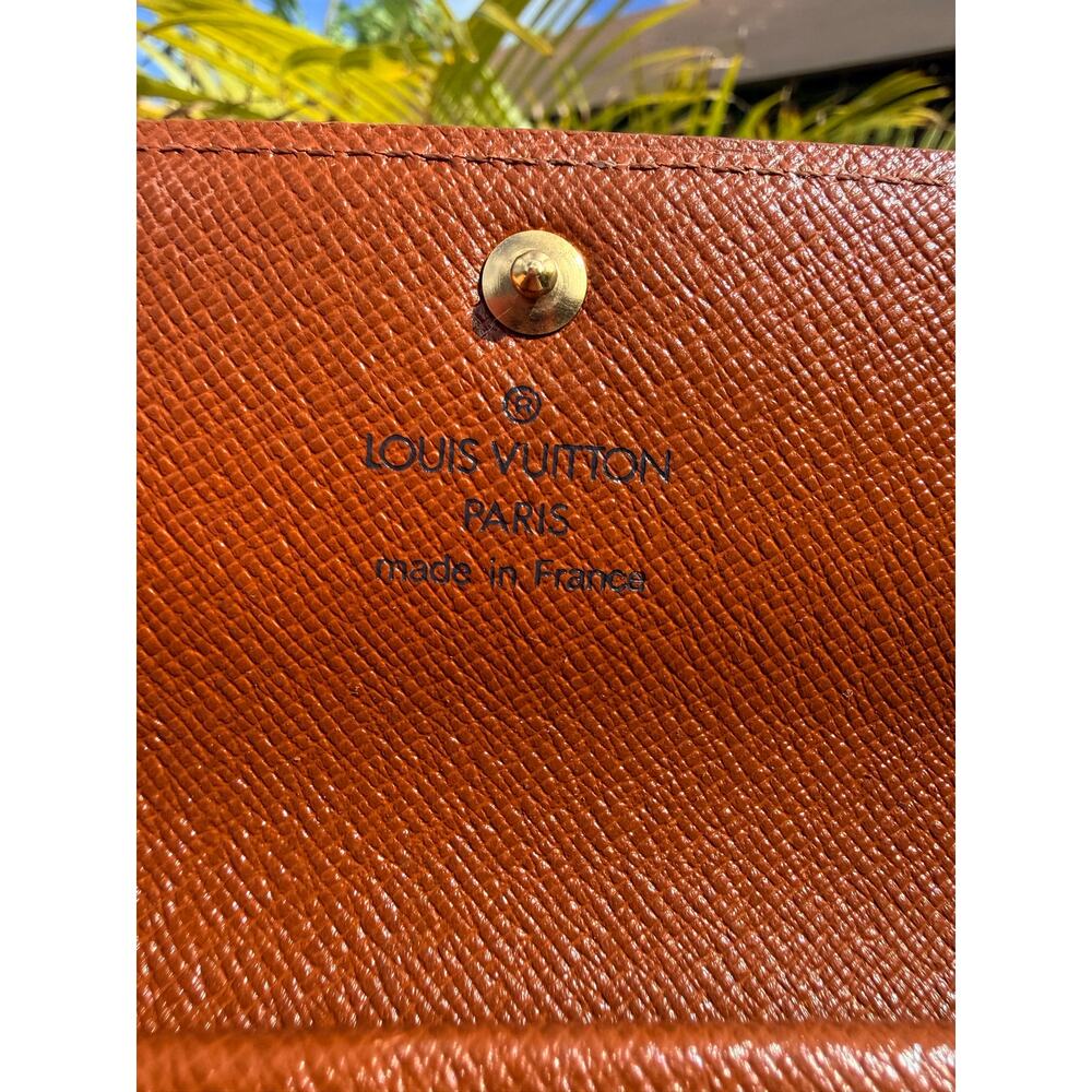 Louis Vuitton Card Wallet - Picture 2 of 12